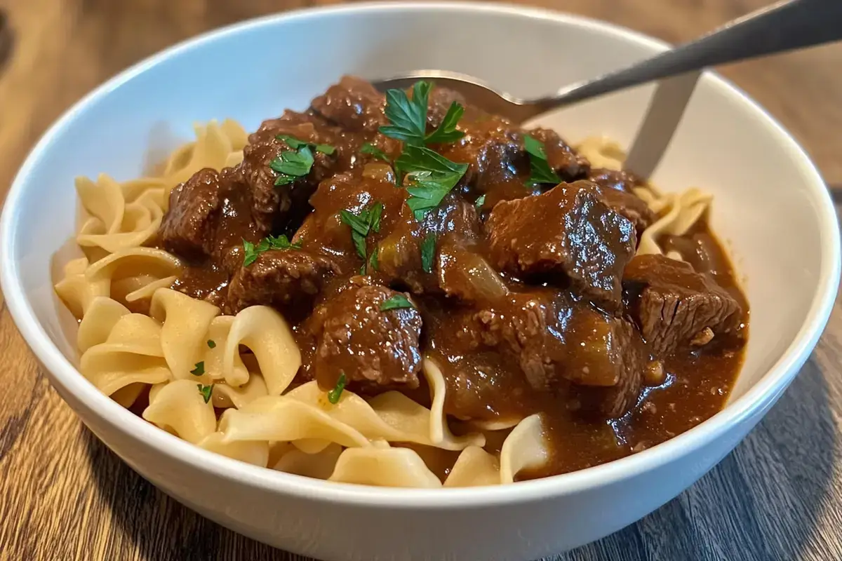 Crockpot Beef Tips and Noodles